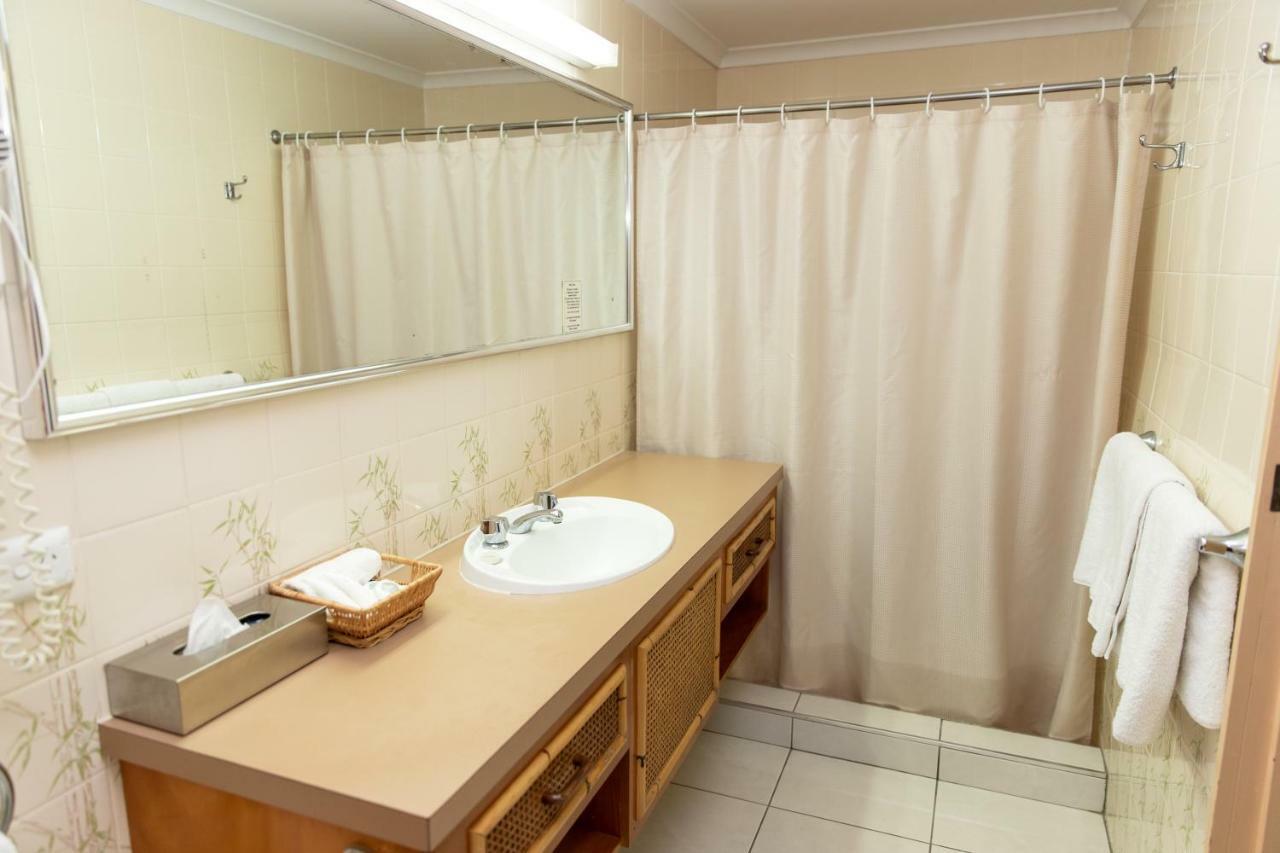 Lantern Motor Inn Маккай Экстерьер фото